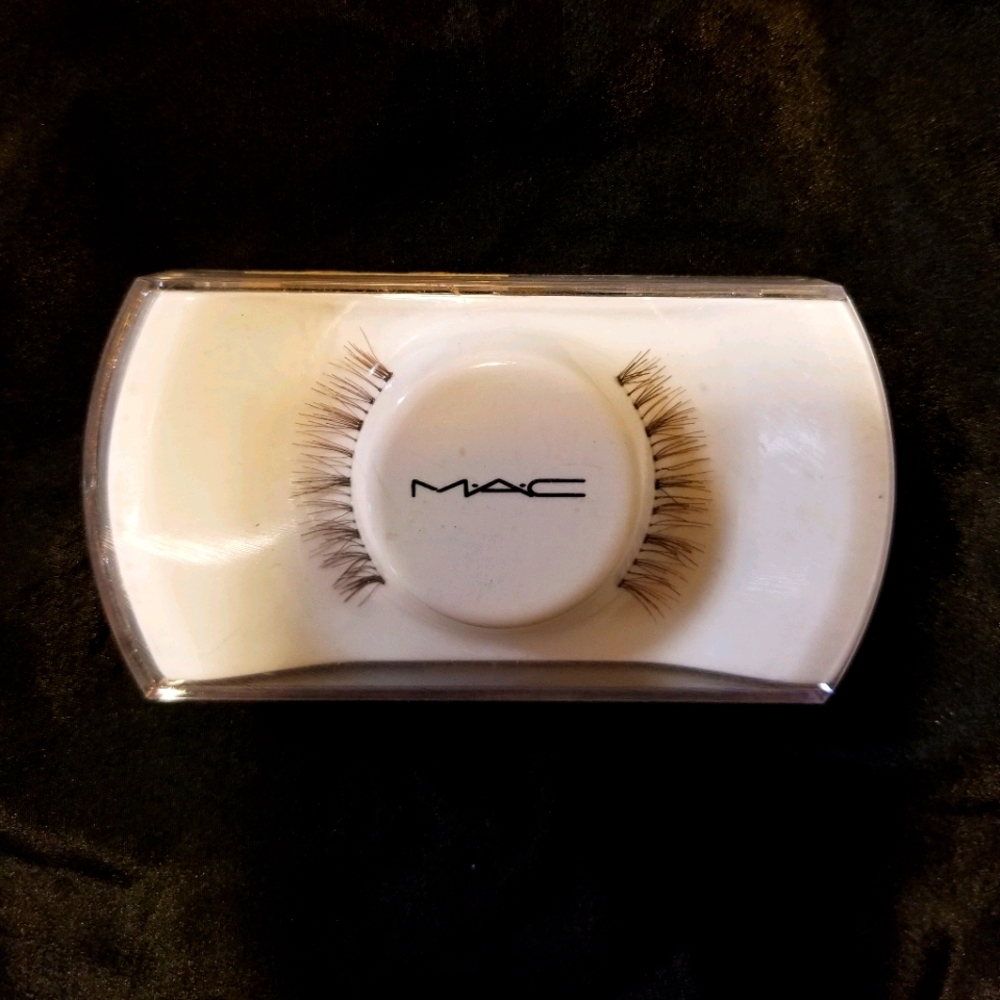 MAC Eyelashes